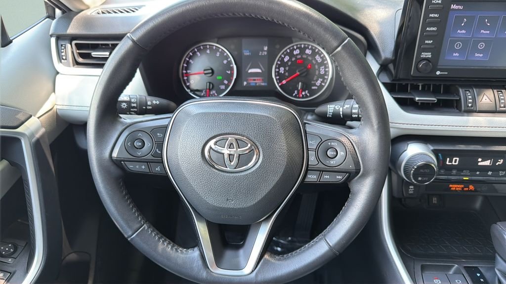 Used 2022 Silver Toyota XLE Premium image 14