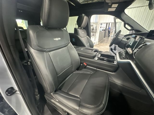 New 2027 Gray Ford Platinum image 32