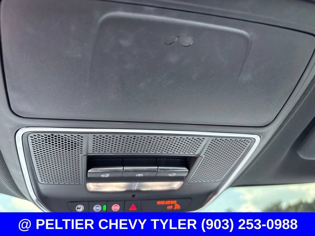 Used 2025 Iridescent Pearl Tricoat Chevrolet High Country image 18
