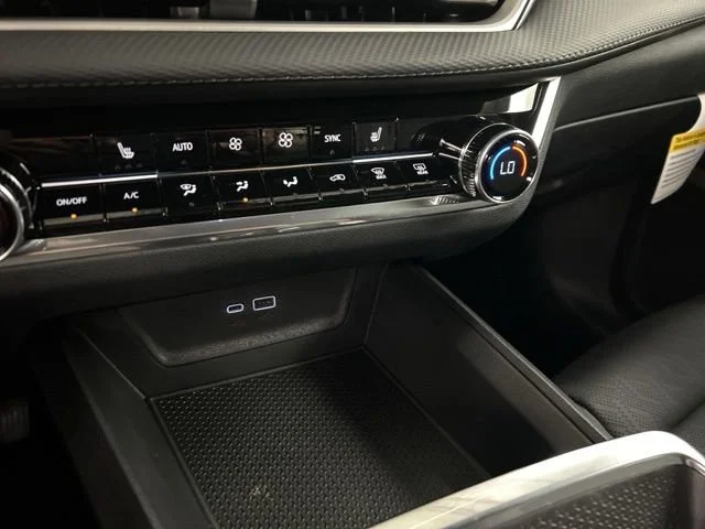 New 2026 Mosaic Black Metallic Chevrolet LT image 4