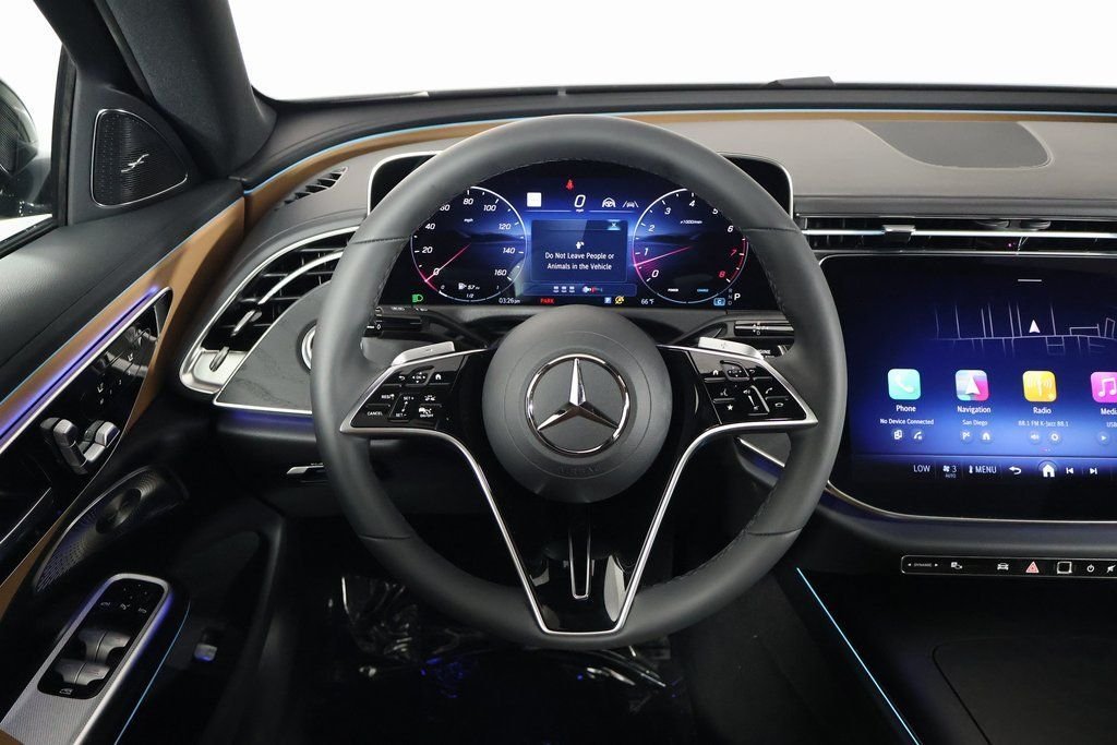 New 2026 MANUFAKTUR Alpine Grey Mercedes-Benz E 350 image 3