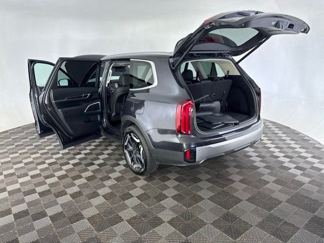 Used 2025 Gray Kia S image 18