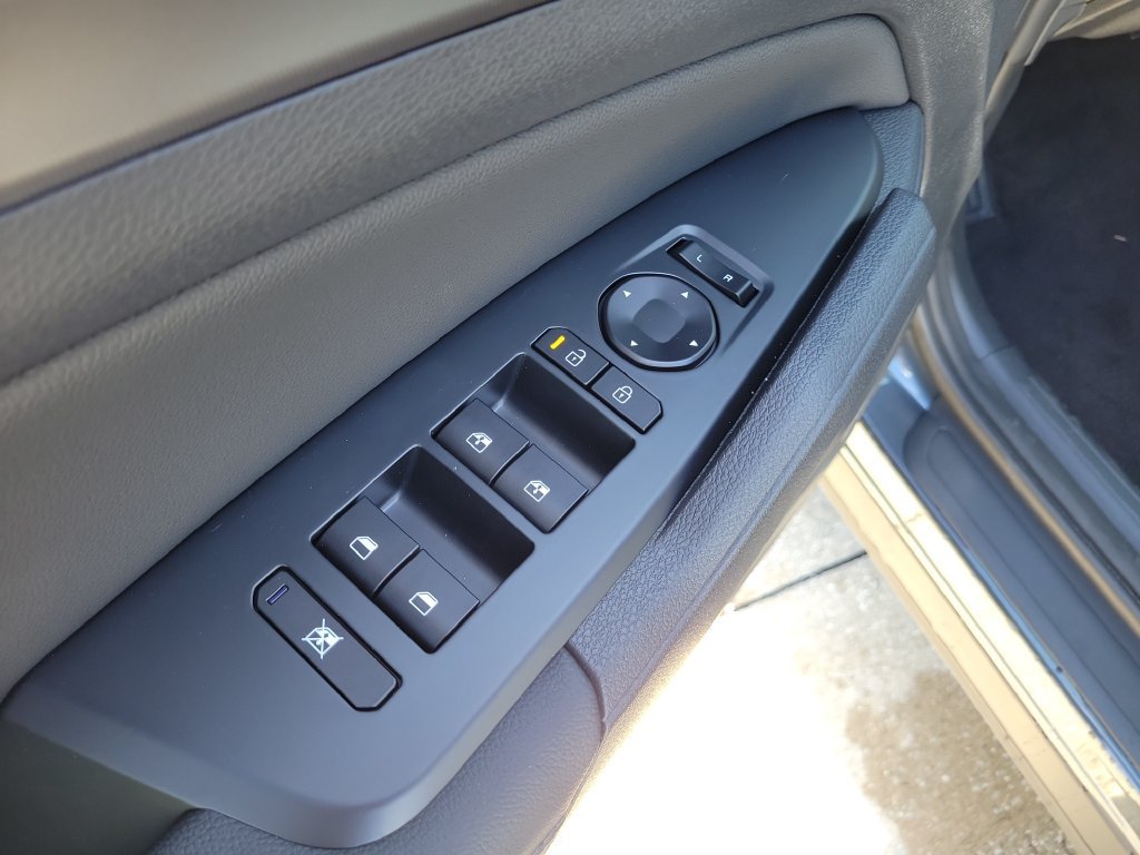 New 2026 Gravity Gray Kia EX image 21