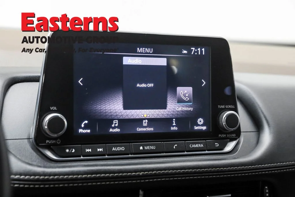 Used 2022 Black Nissan SV image 17