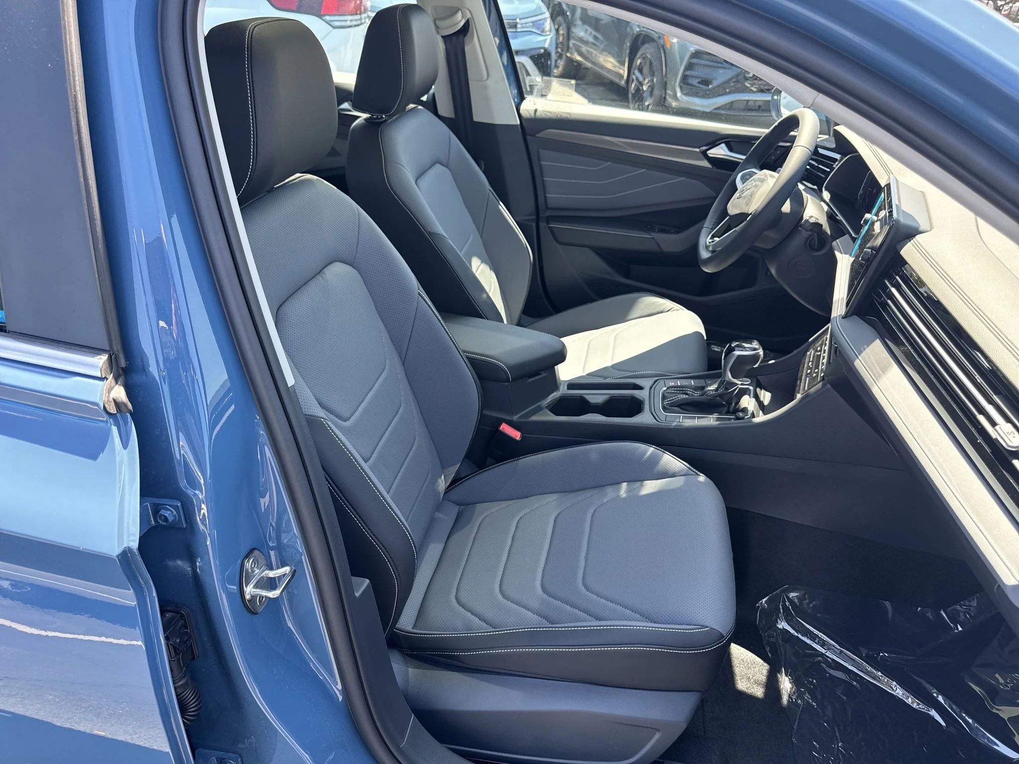 New 2026 Monterey Blue Pearl Volkswagen SEL image 19