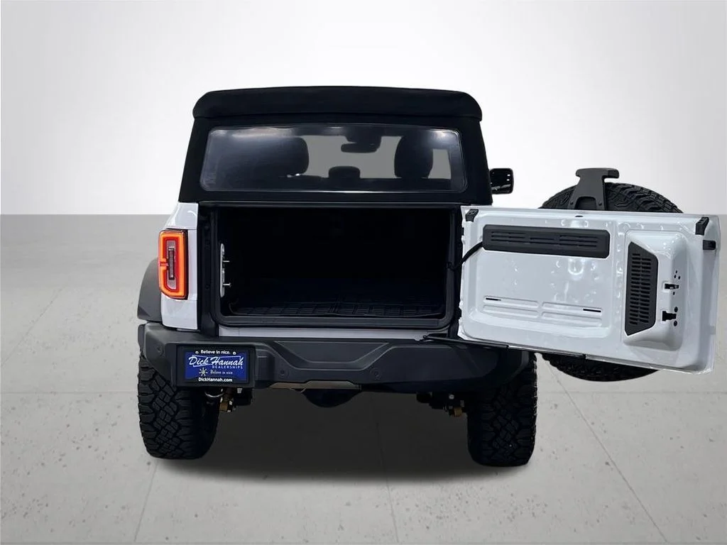 Used 2022 White Ford Outer Banks image 12
