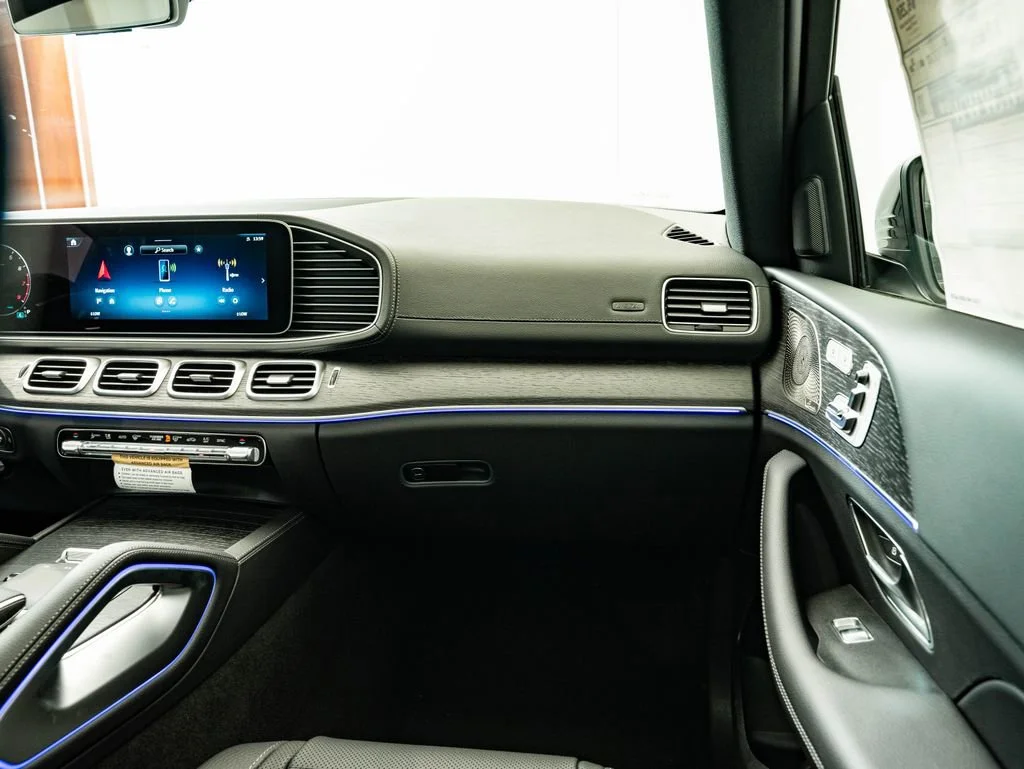 New 2026 Moonlight White Mercedes-Benz GLS 450 image 51