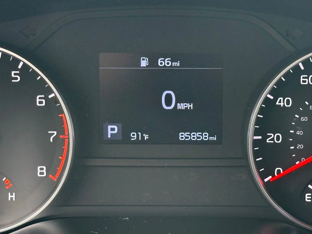 Used 2021 Gray Kia LX image 17