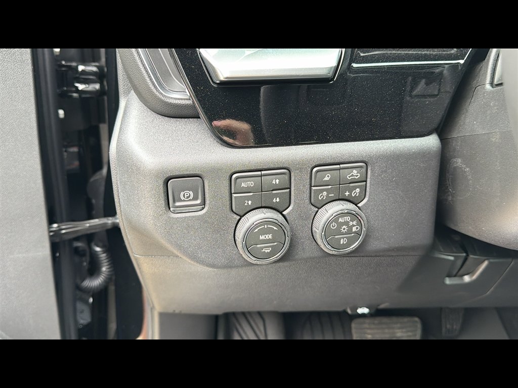 2026 Chevrolet Silverado 2500 HD LTZ - Photo 10