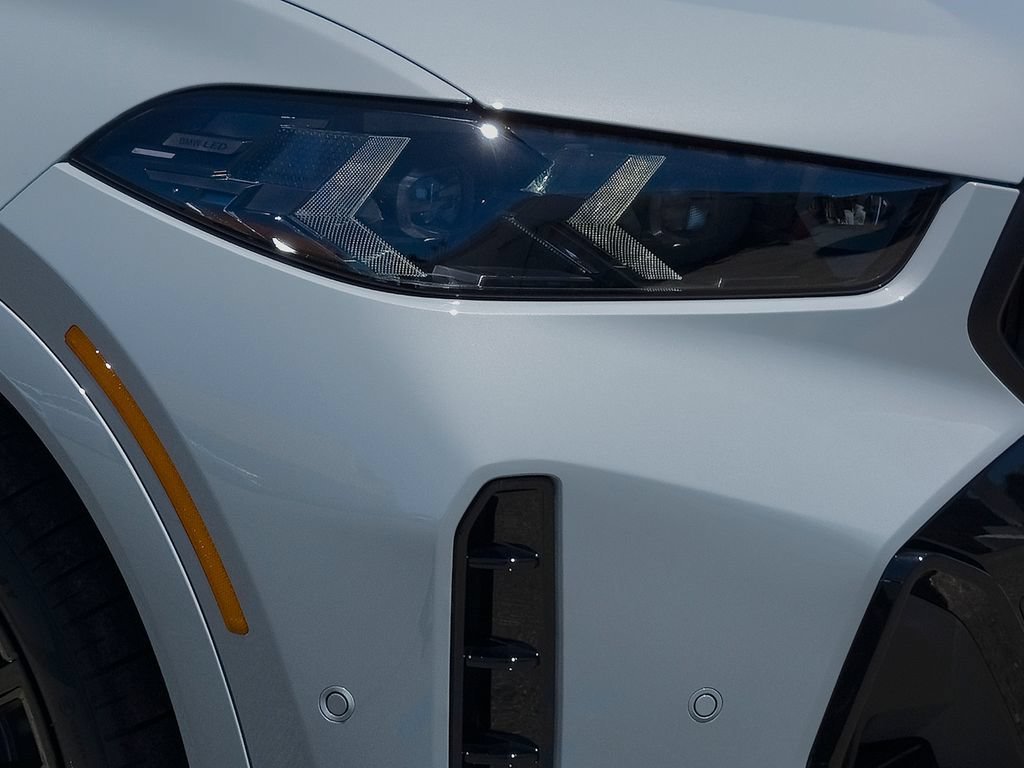 New 2027 Brooklyn Grey Metallic BMW xDrive40i image 6