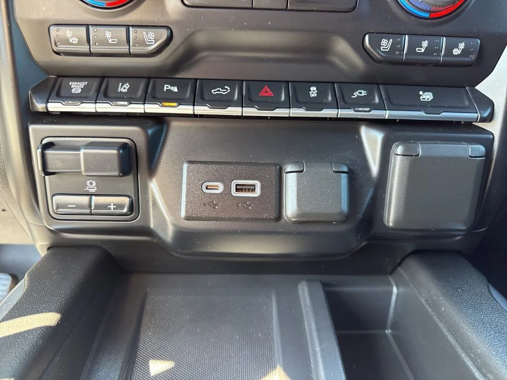 Used 2022 Silver Chevrolet LTZ image 44