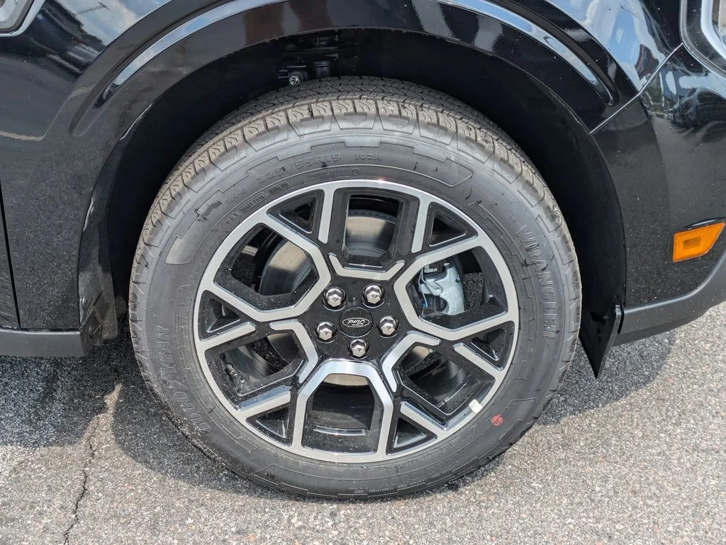 New 2026 Shadow Black Ford Lariat image 11