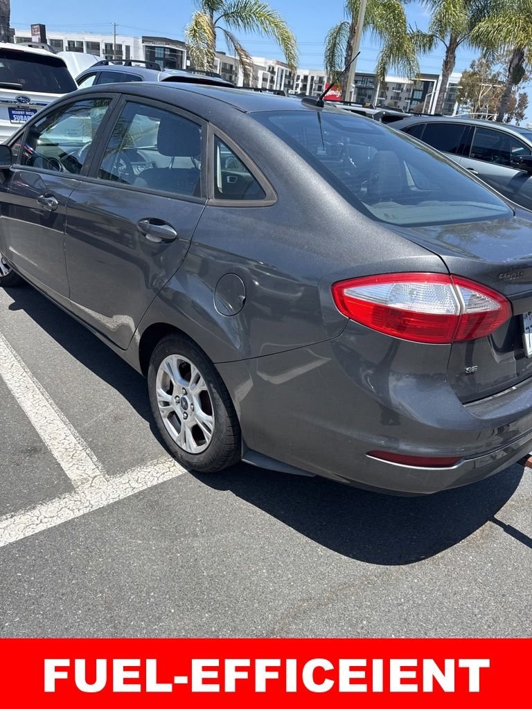 Used 2016 Gray Ford SE image 3