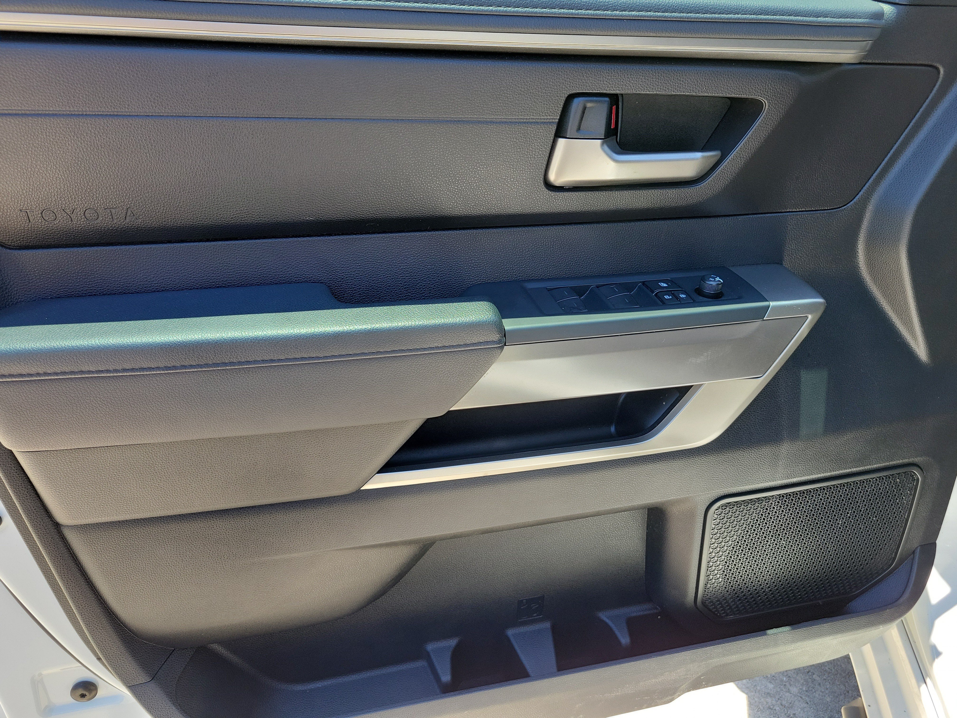 Certified Used 2025 Ice Toyota SR5 image 18