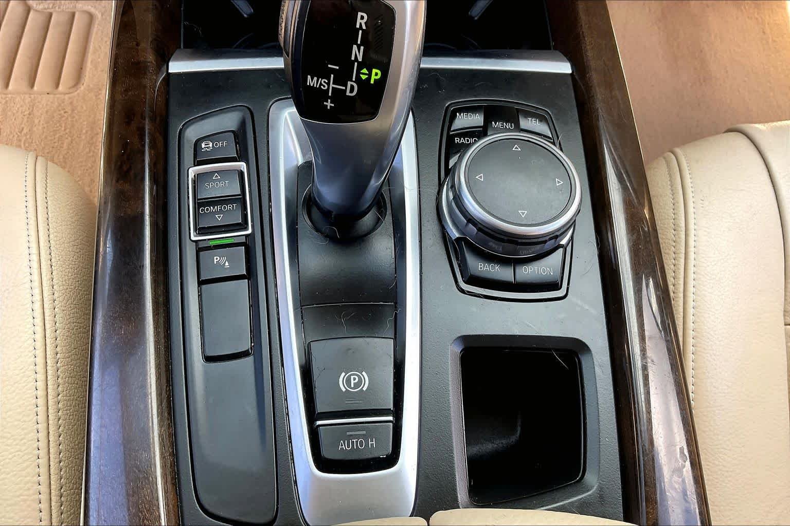 Used 2015 Alpine White BMW sDrive35i image 33
