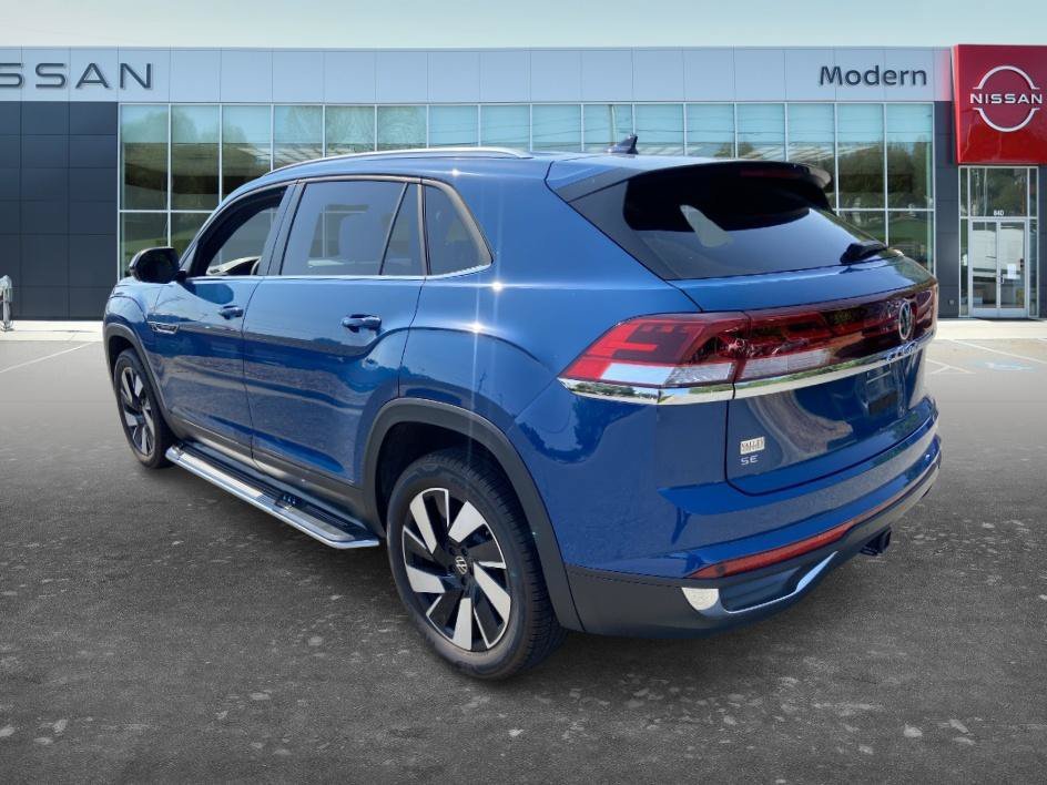 Used 2025 Kingfisher Blue Metallic Volkswagen 2.0T SE w/Technology image 6