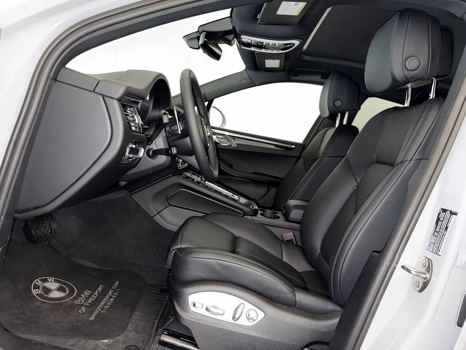 Used 2026 Chalk Porsche S image 9