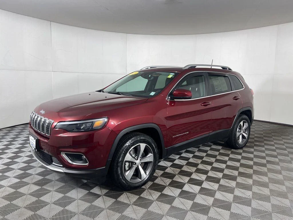 Used 2021 Velvet Red Pearlcoat Jeep Limited image 14