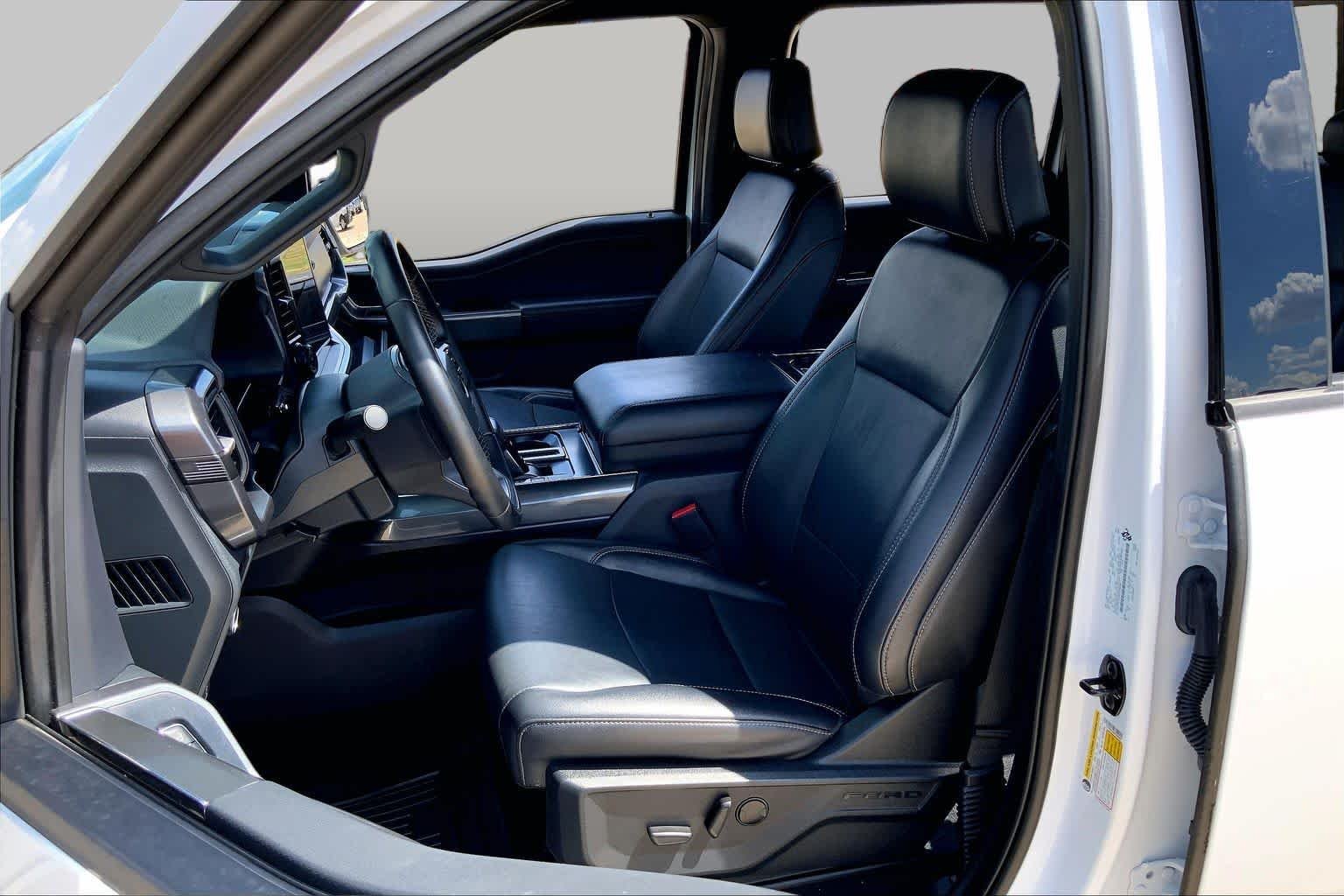 Certified Used 2023 Oxford White Ford XLT image 8