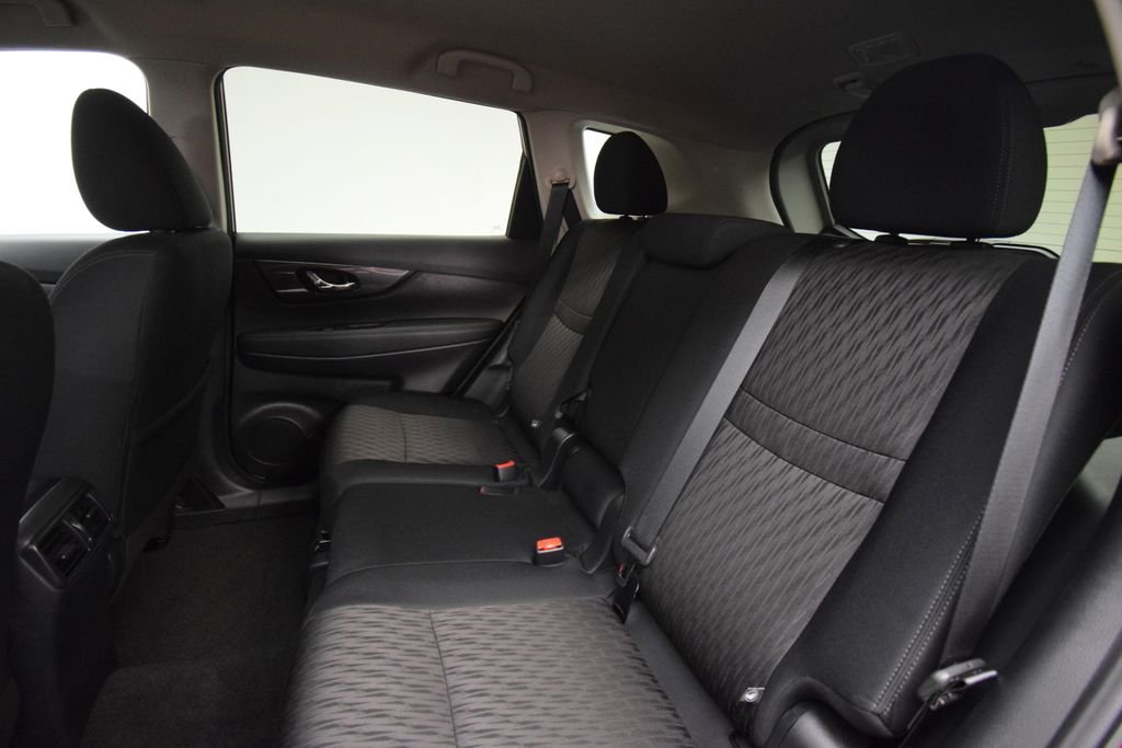 Used 2020 Red Nissan SV image 17