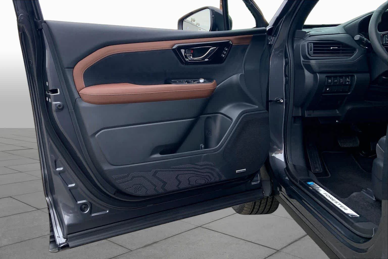 New 2026 MAGNETITE GRAY METALLIC Subaru Touring Hybrid image 10