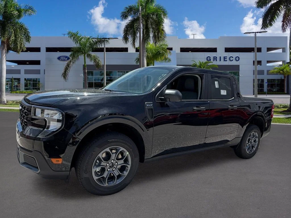 New 2026 Shadow Black Ford XLT image 3