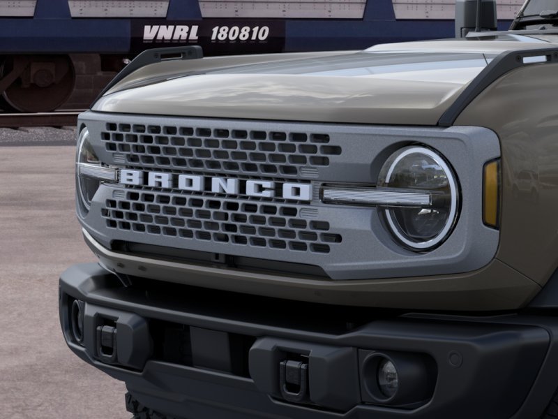 New 2026 Marsh Gray Ford Badlands image 19