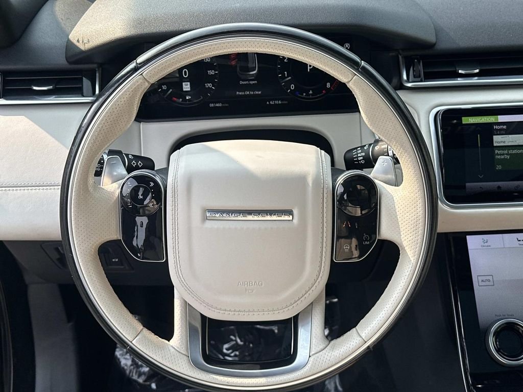 Used 2018  Land Rover HSE R-Dynamic image 27