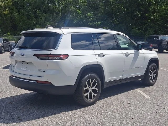 Certified Used 2023 White Jeep Limited image 2