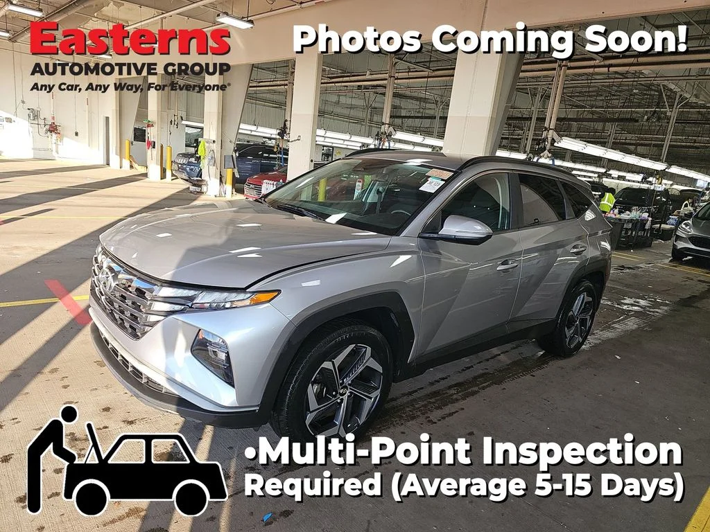 Used 2022 Silver Hyundai SEL image 1