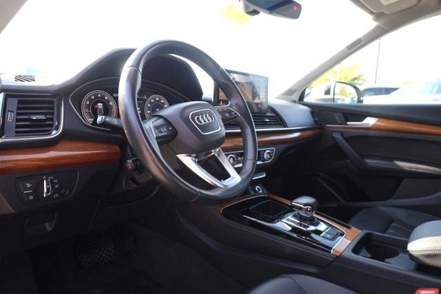 Used 2023 Glacier White Metallic Audi 45 S line Premium image 22