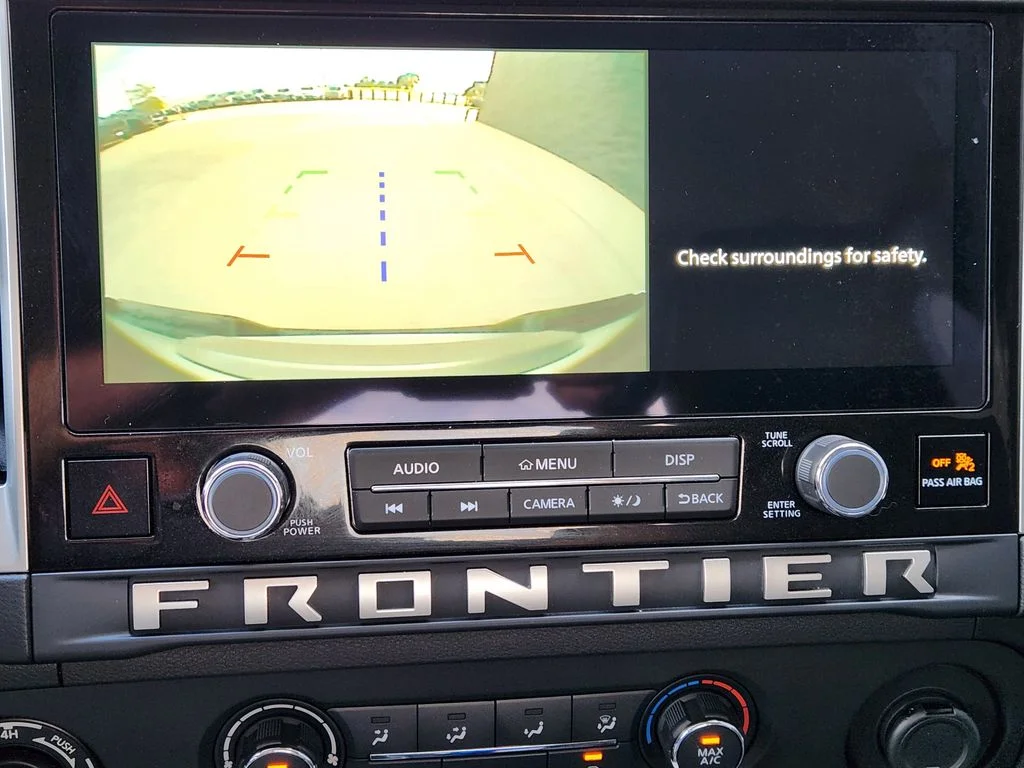Used 2025 White Nissan SV image 19