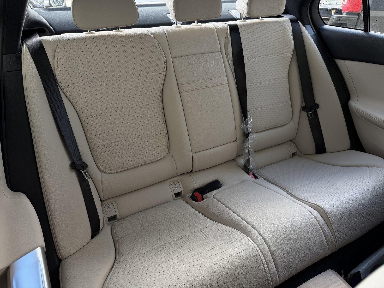 New 2026 Polar White Mercedes-Benz C 300 image 39