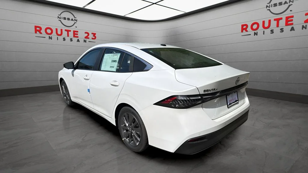 New 2026 White Nissan SL image 4