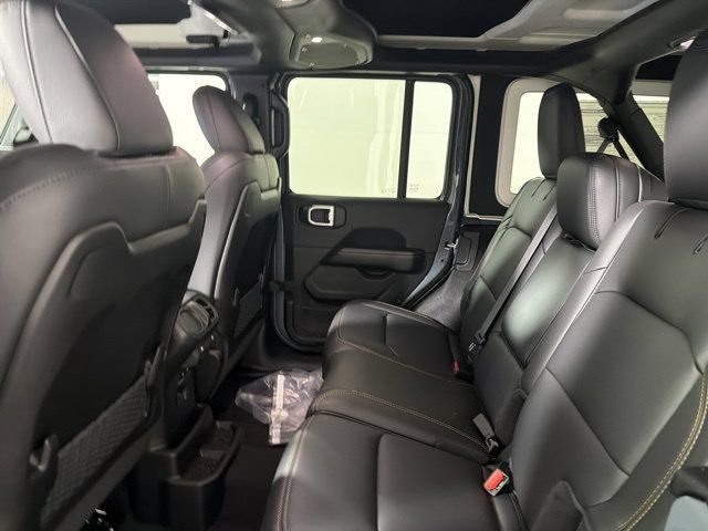 New 2026 Gray Jeep Sahara image 32