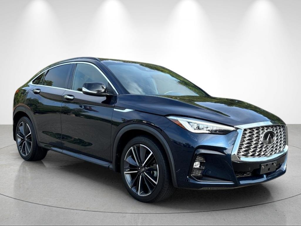 Used 2023 Hermosa Blue INFINITI ESSENTIAL image 7