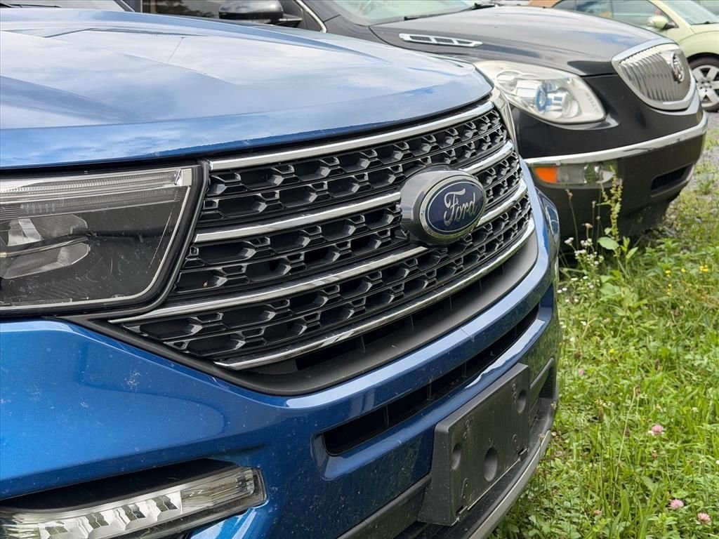 Used 2020 Blue Ford XLT image 8