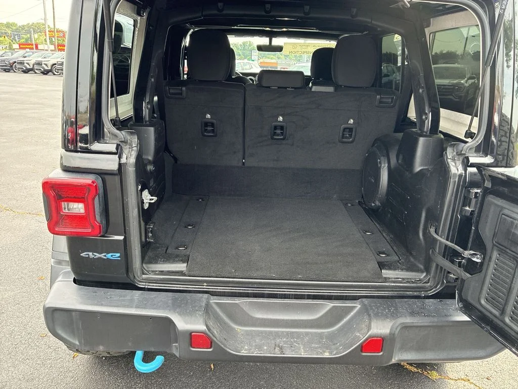 Used 2022 Black Jeep Unlimited Rubicon 4xe image 20