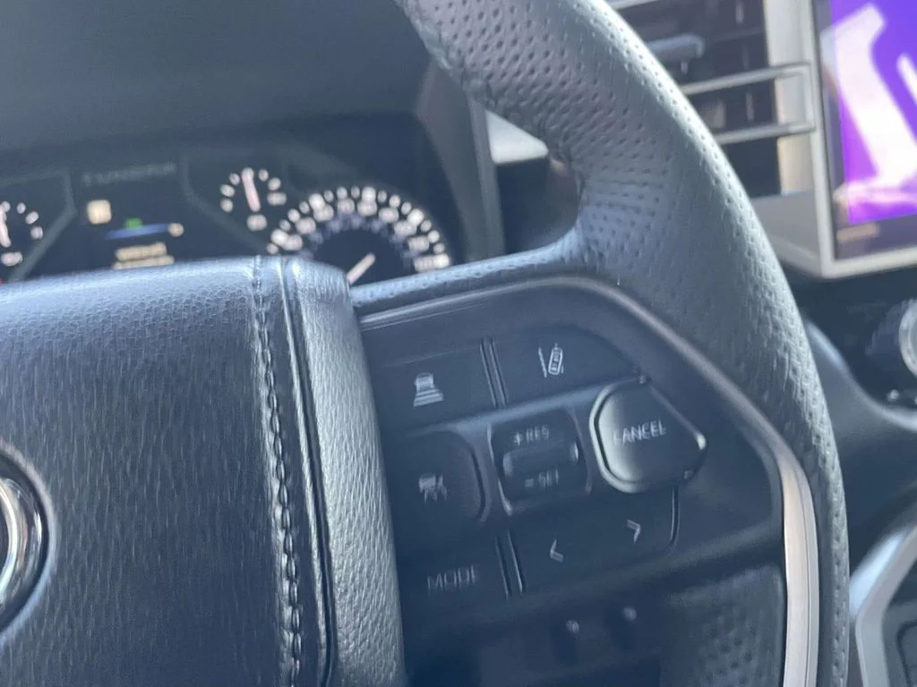 Certified Used 2026  Toyota SR5 image 32