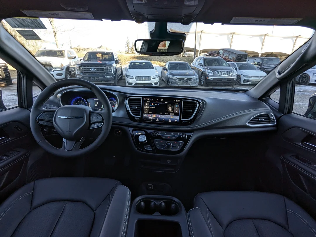 New 2026 Black Chrysler Select - - FWD - Panoramic Sunroof - Power Sliding Doors - S App Pkge & More! image 25