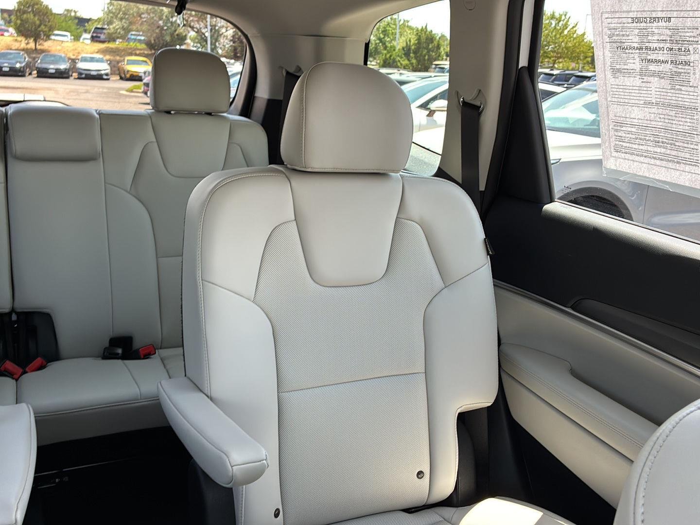 Used 2025 Glacial White Pearl Kia S image 16