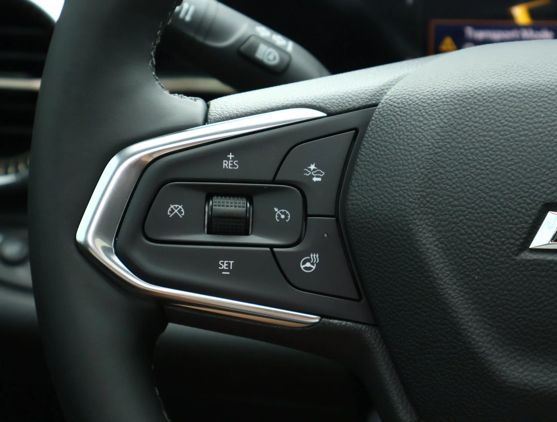 New 2026 Summit White Chevrolet ACTIV image 13