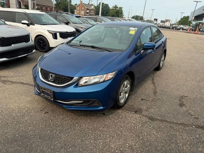 Used 2015 Blue Honda LX image 3