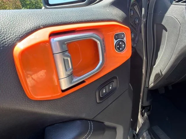 Used 2018 Gray Jeep Unlimited Sahara image 26