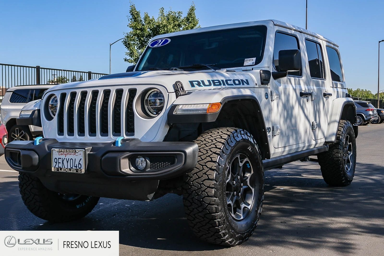 Used 2021 White Jeep Unlimited Rubicon 4xe image 3