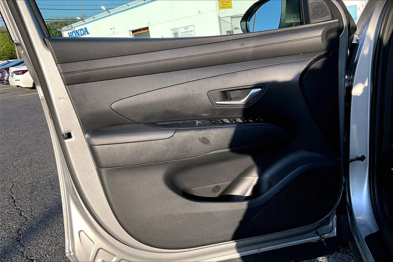 Used 2025 Shimmering Silver Hyundai SEL image 22
