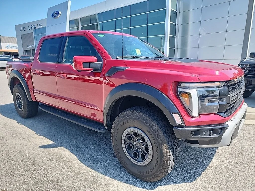 Used 2025 Red Ford Raptor image 1