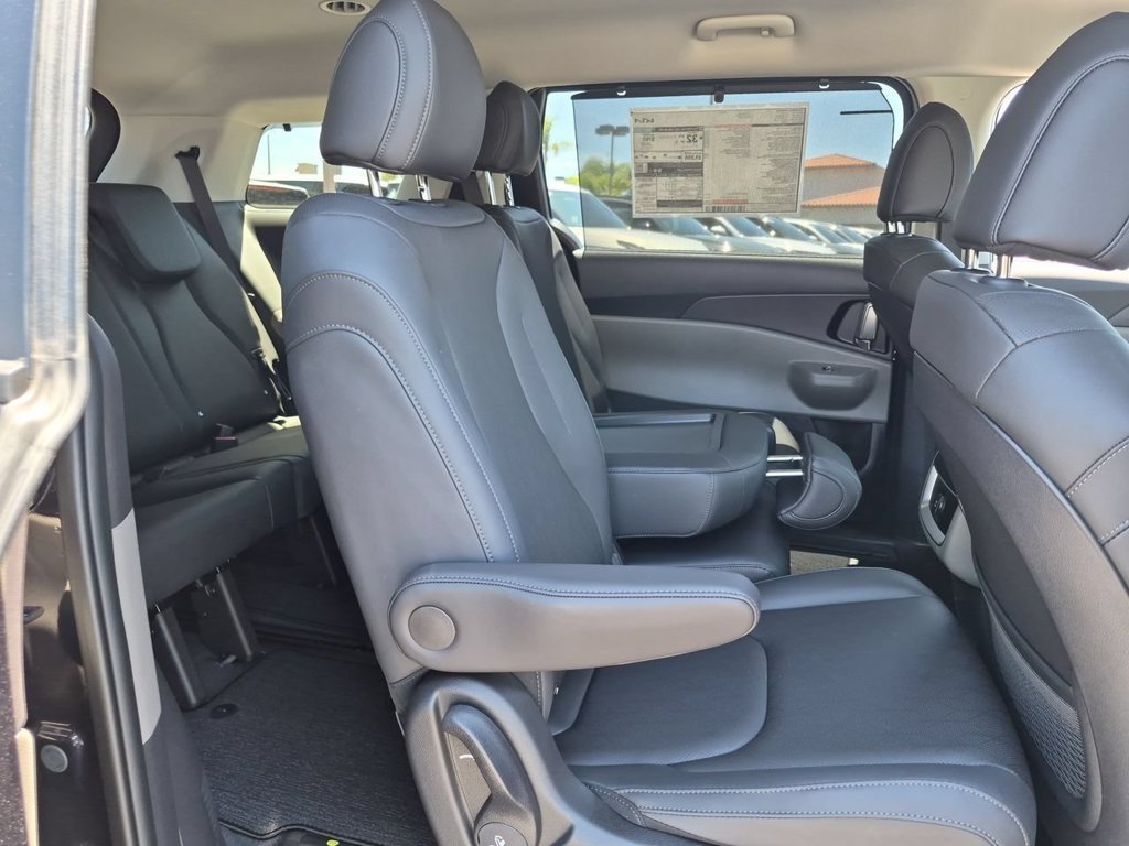 New 2026 Deep Chroma Blue Kia EX image 27