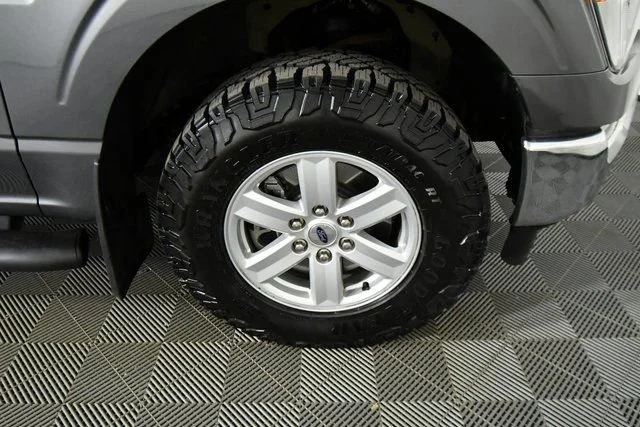 Used 2021 Gray Ford XL image 17