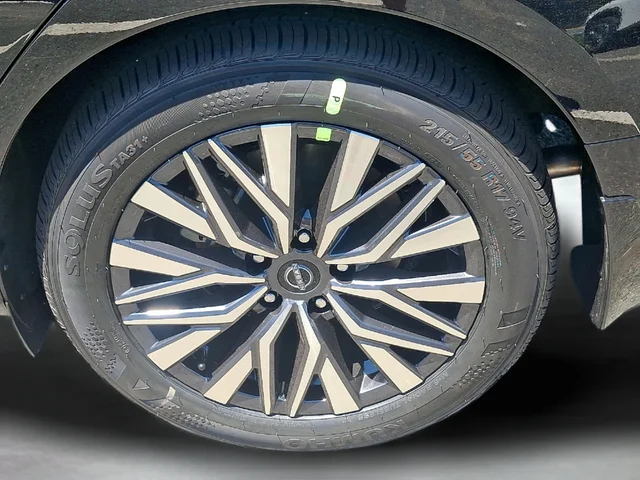 New 2026 Super Black Nissan SV image 5